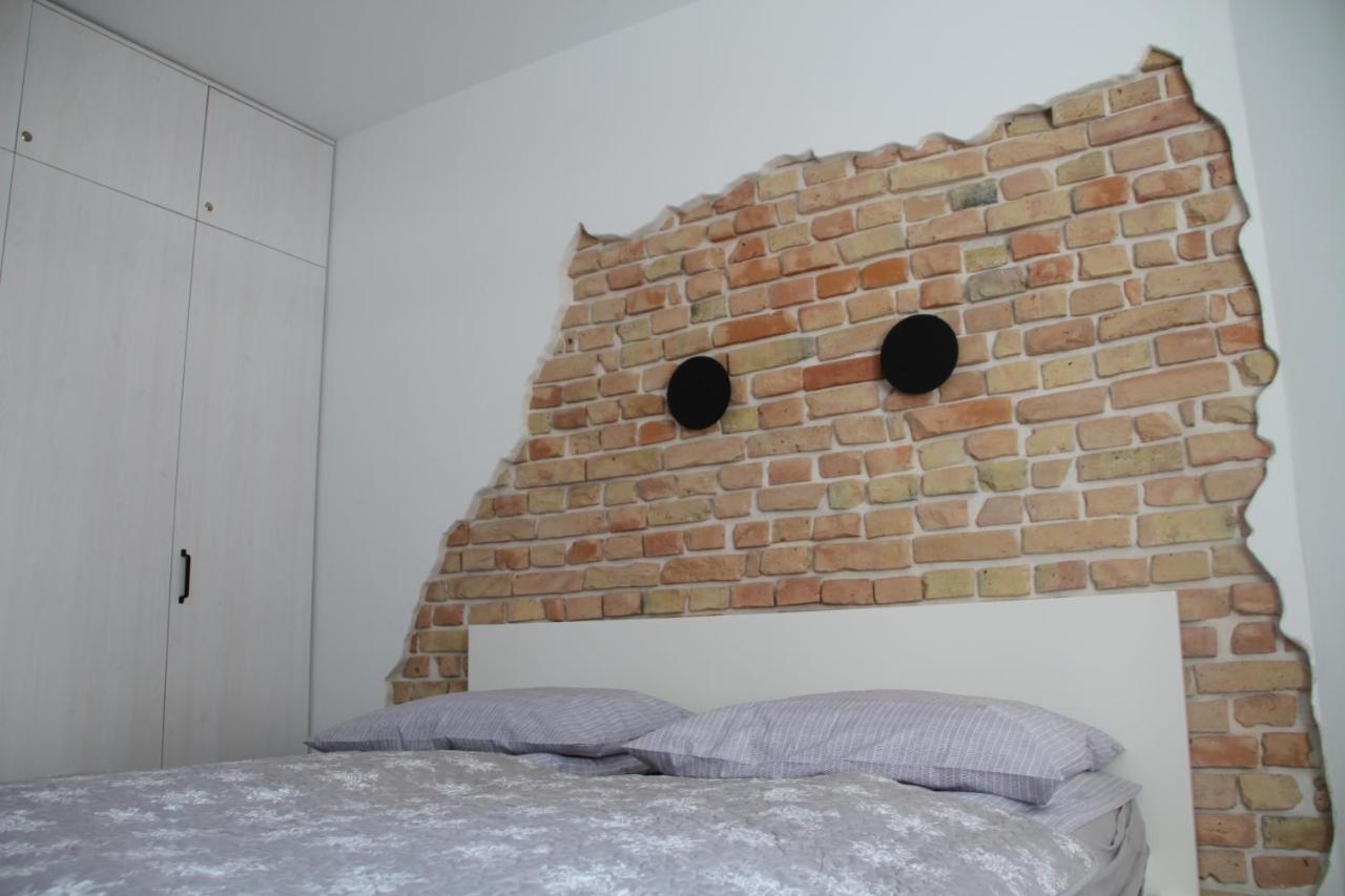 Апартаменты Apartament "Pod Dwiema Sowami" Свиноуйсьце Экстерьер фото